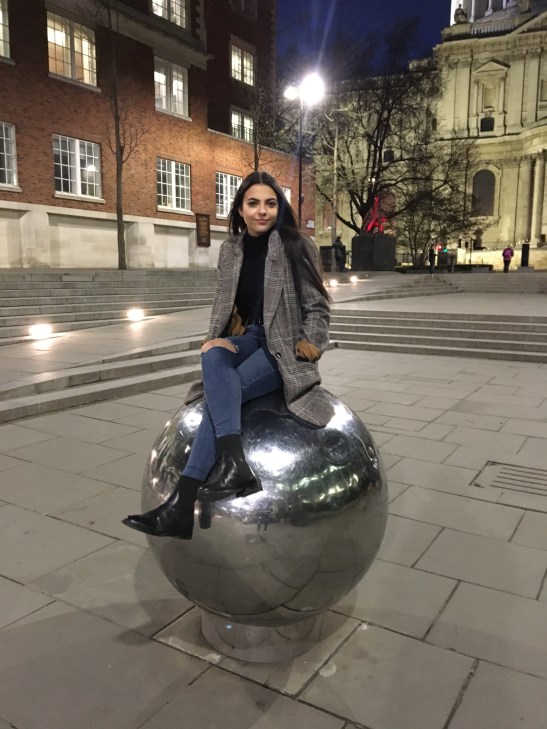 outaide st pauls.JPG